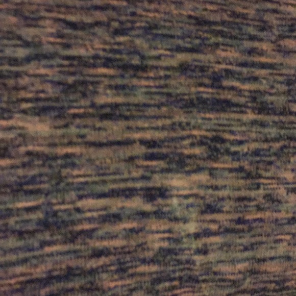 A Shirt - Picture 2 of 3